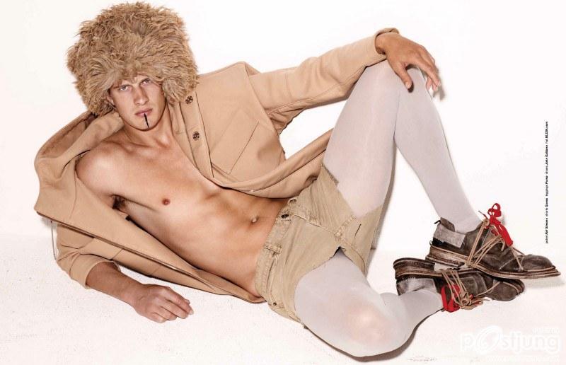 ZOO MAGAZINE no.32 Fall 2011