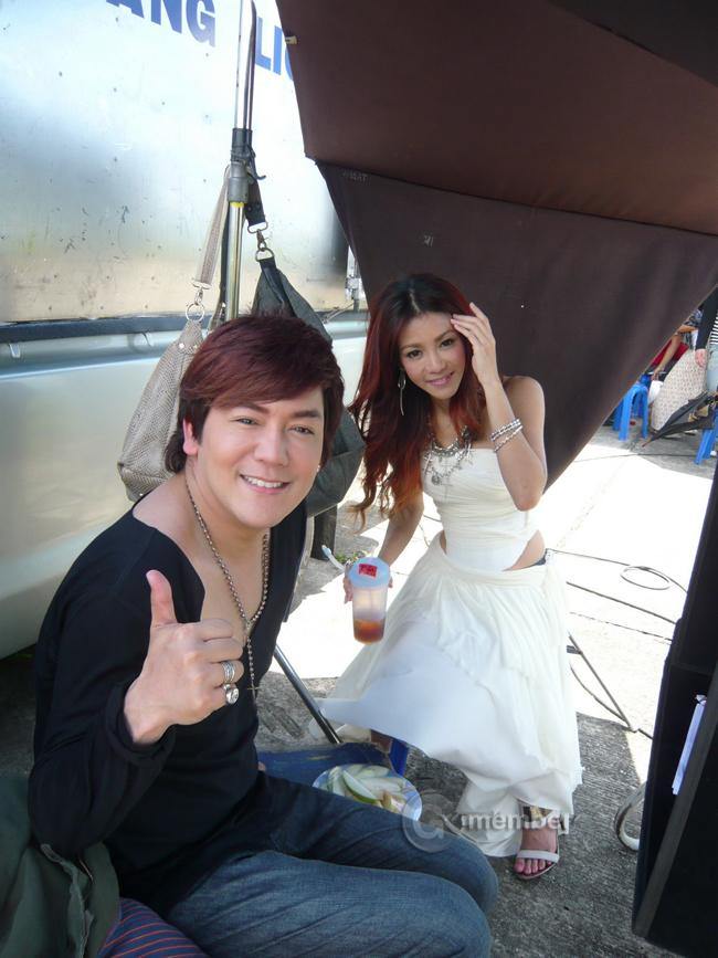 โก้-ธีรศักดิ์ ควง นุ๊ก-สุทธิดา ถ่ายMv. “เรามาร้องไห้กันเถอะ”