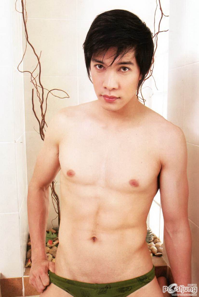 ผิวเนียนอกแน่นๆ...เช็ดเลือดด