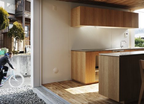 เป็นบ้านที่ไม่น่าอาบน้ำตอนกลางวัน Canopy House Designs: Home of Wakayama