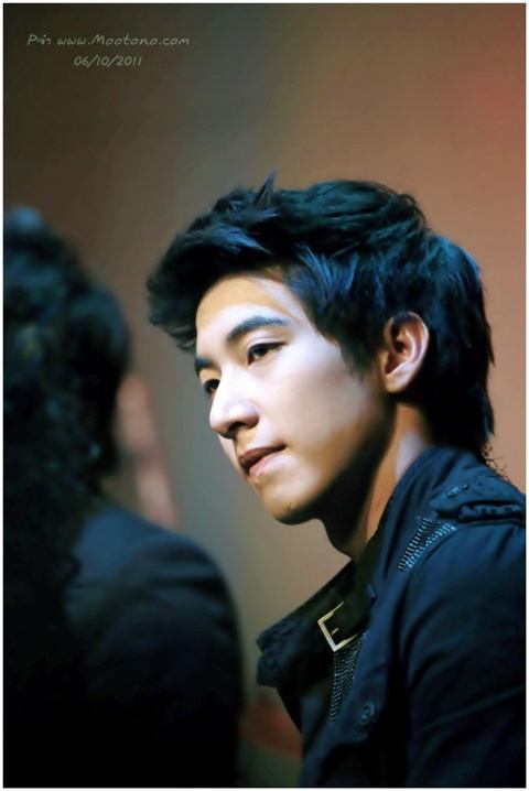 โตโน่ & เจ เจตริน @ งานแถลงข่าวคอนเสิร์ต เรวัต พุทธินันทน์ น้องร้องเพลงพี่ 15 ปี ที่คิดถึง