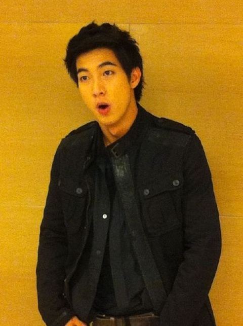 โตโน่ & เจ เจตริน @ งานแถลงข่าวคอนเสิร์ต เรวัต พุทธินันทน์ น้องร้องเพลงพี่ 15 ปี ที่คิดถึง