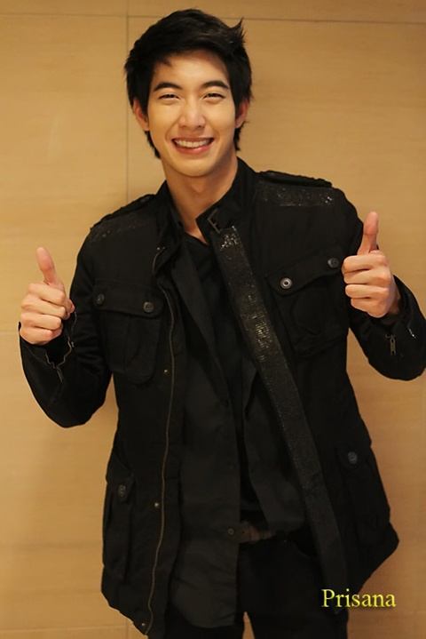 โตโน่ & เจ เจตริน @ งานแถลงข่าวคอนเสิร์ต เรวัต พุทธินันทน์ น้องร้องเพลงพี่ 15 ปี ที่คิดถึง