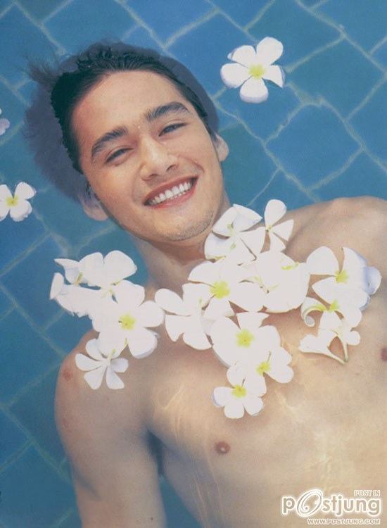 อนันดาหนุ่ม ละอ่อน