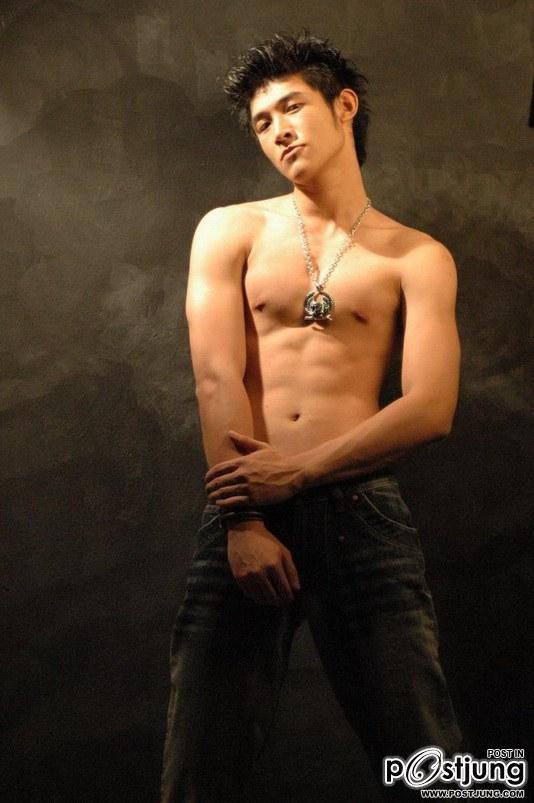 ผิวมันๆซีดสสสสจิง