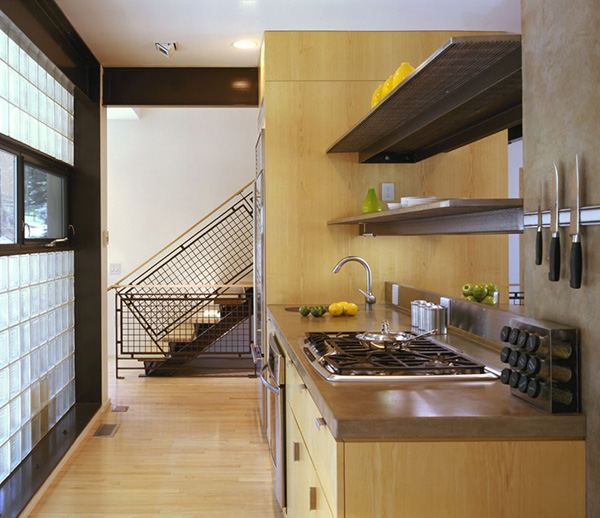 Contemporary Dwelling House Built on Logic