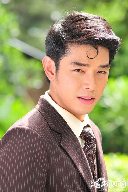 อาร์ต สุภาพบรุษสะลึมสะลือ