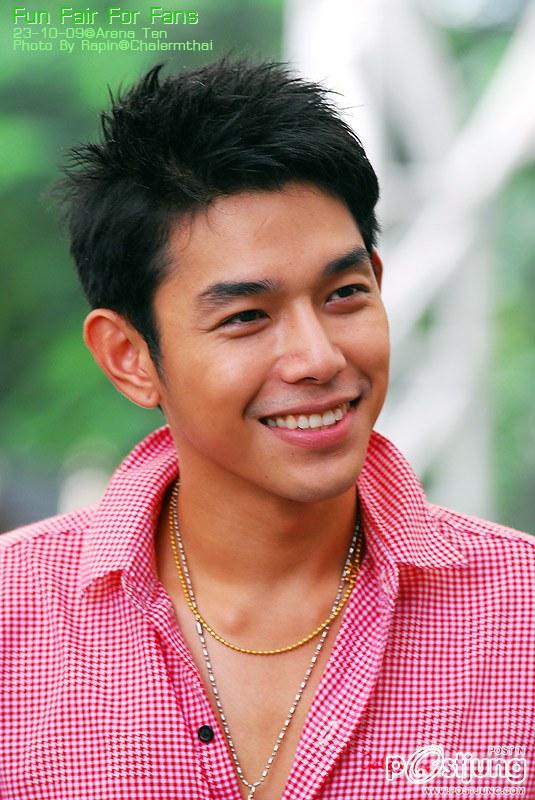 อาร์ต สุภาพบรุษสะลึมสะลือ