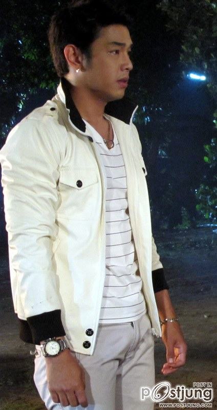 อาร์ต สุภาพบรุษสะลึมสะลือ