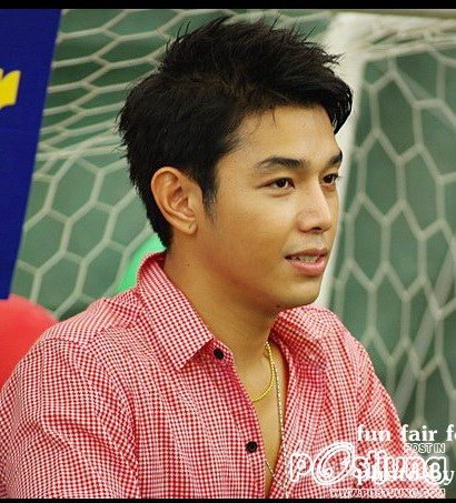 อาร์ต สุภาพบรุษสะลึมสะลือ