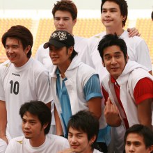 รวมพระเอกมาเจอกัน