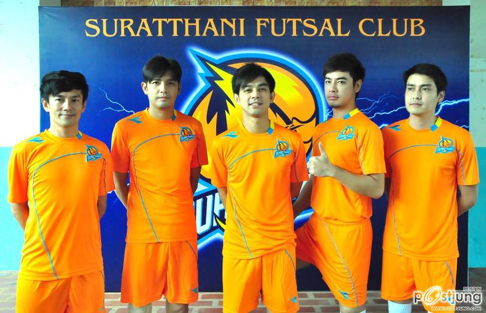 รวมพระเอกมาเจอกัน