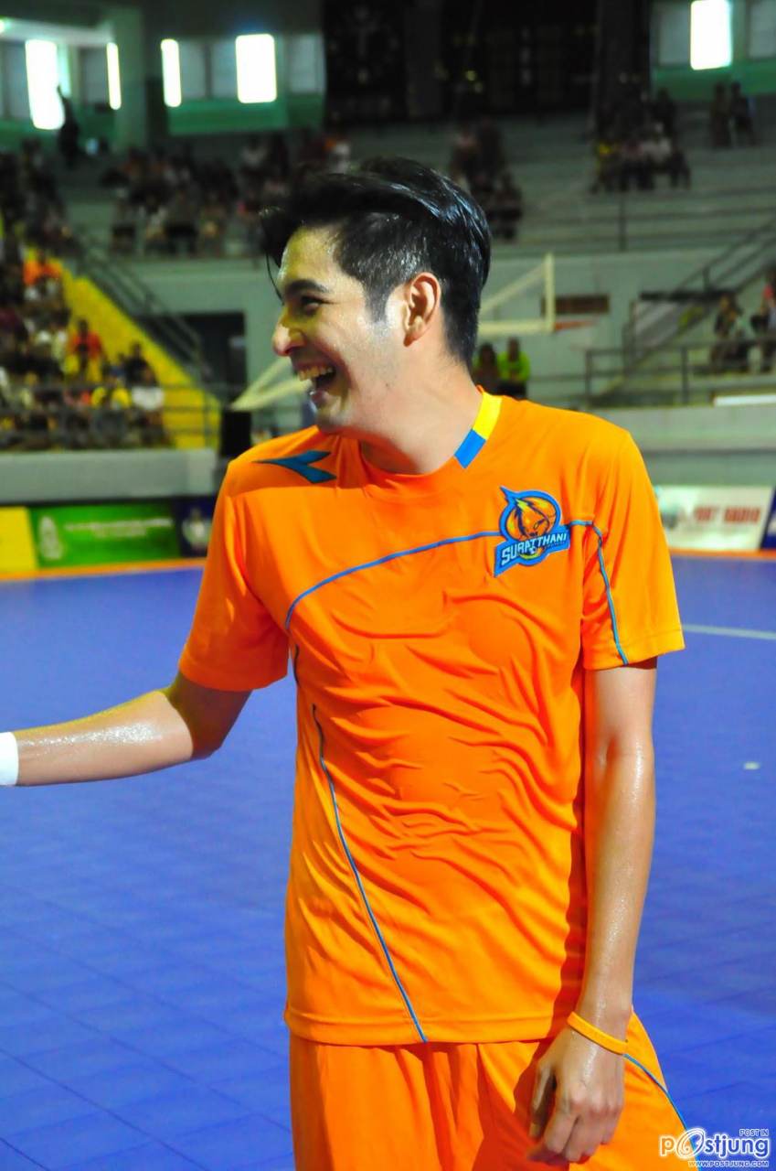 รวมพระเอกมาเจอกัน