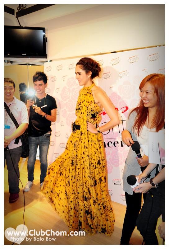 ชมพู่ อารยา กับรางวัลผู้หญิงทรงอิทธิพลแห่งปี (Fashion Icon)