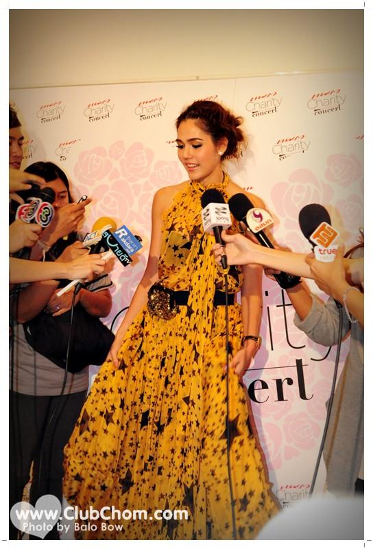 ชมพู่ อารยา กับรางวัลผู้หญิงทรงอิทธิพลแห่งปี (Fashion Icon)