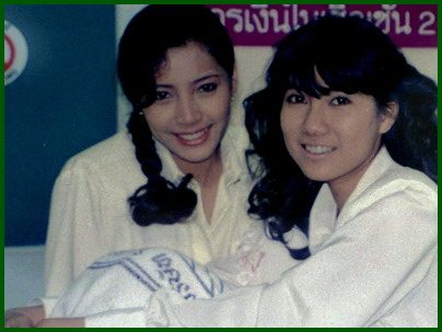 สุสานคนเป็น