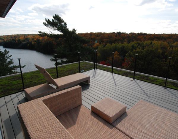 Ontario Eco House Operates Off the Grid