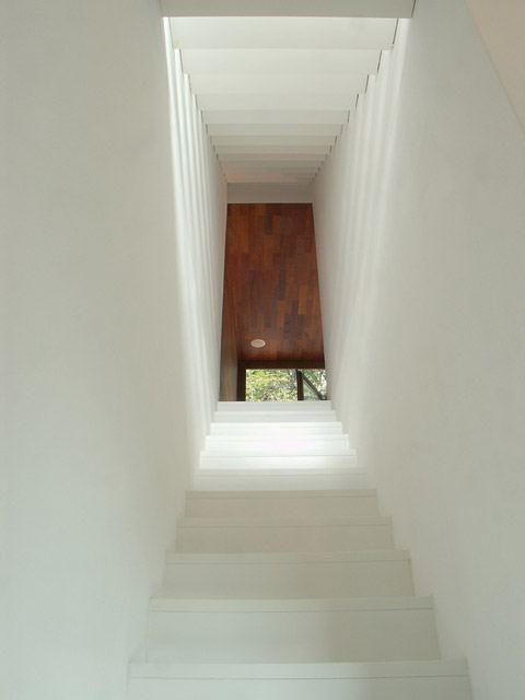 Small Weekend House Idea by MVM and Starke