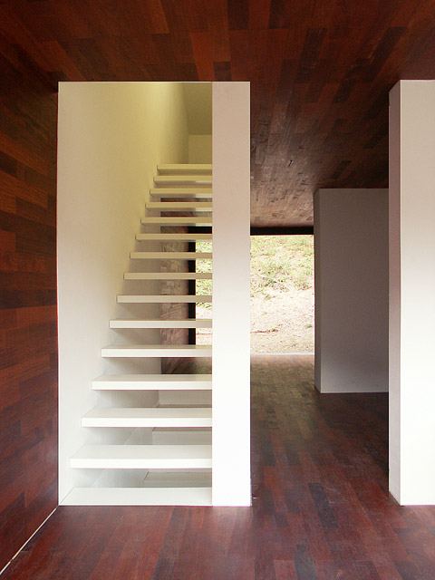 Small Weekend House Idea by MVM and Starke