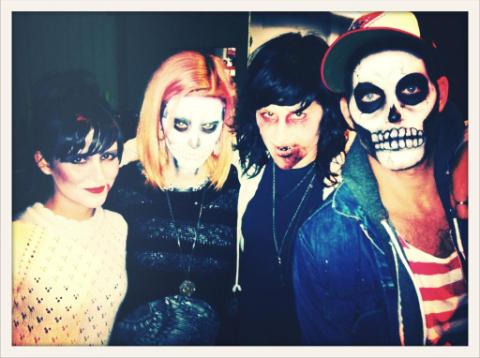 เมื่อสาวสวย Katy Perry แต่งหน้าเป็นซอมบี้