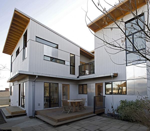 Bungalow Style House by Architect Randy Bens