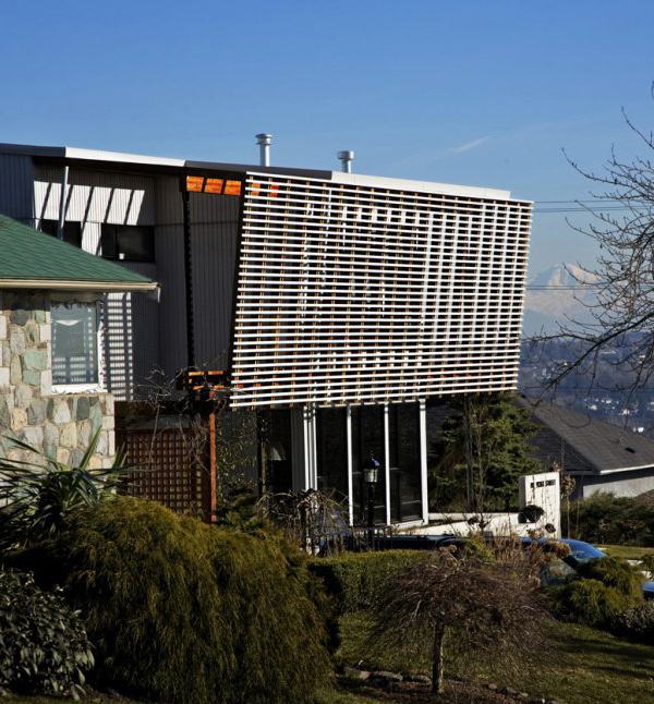 Bungalow Style House by Architect Randy Bens