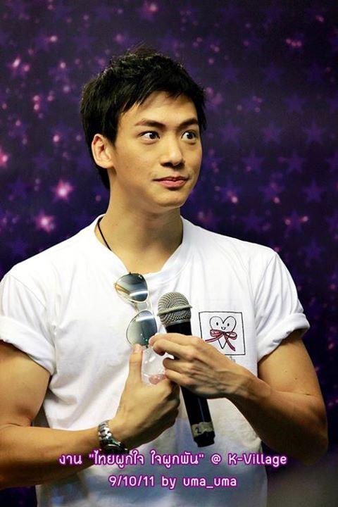 Bie  งานไทยผูกใจ ใจผูกพันธ์ @K-Village