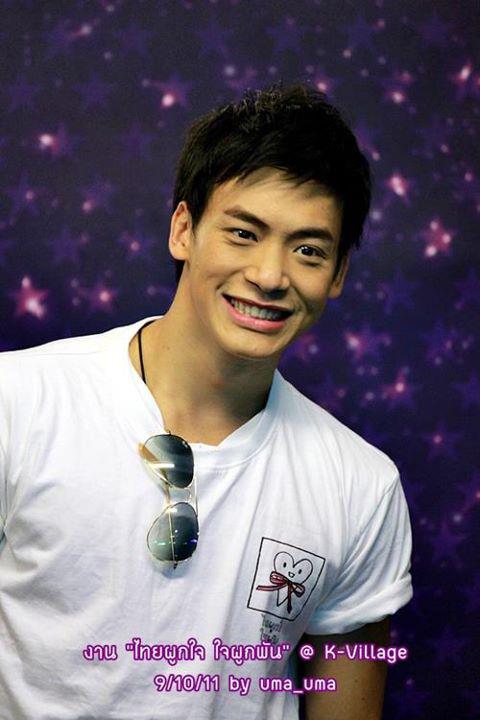 Bie  งานไทยผูกใจ ใจผูกพันธ์ @K-Village