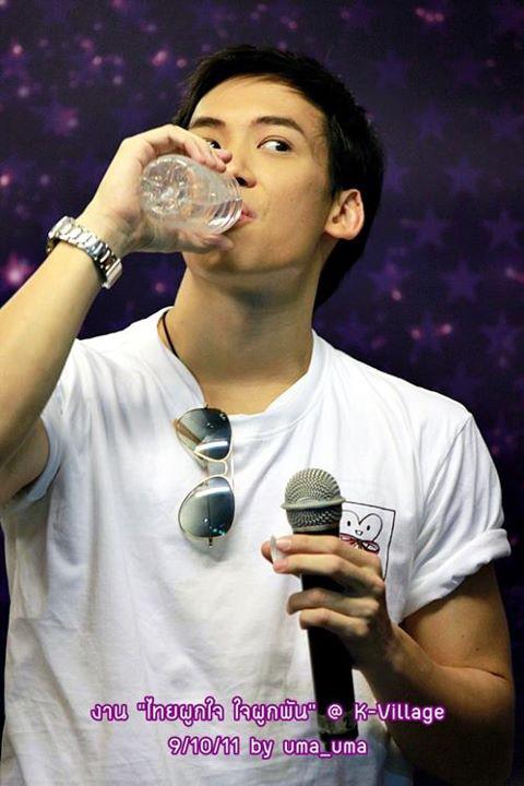 Bie  งานไทยผูกใจ ใจผูกพันธ์ @K-Village