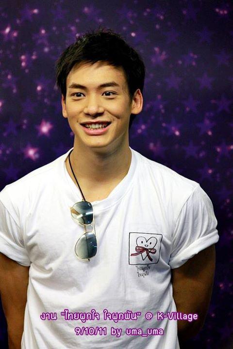 Bie  งานไทยผูกใจ ใจผูกพันธ์ @K-Village