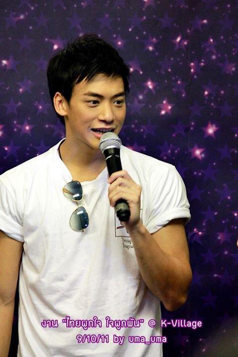 Bie  งานไทยผูกใจ ใจผูกพันธ์ @K-Village