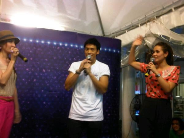 Bie  งานไทยผูกใจ ใจผูกพันธ์ @K-Village