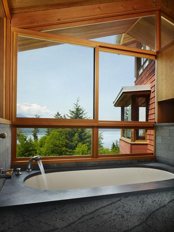 Lakefront Cottage Design Idea: observation loft