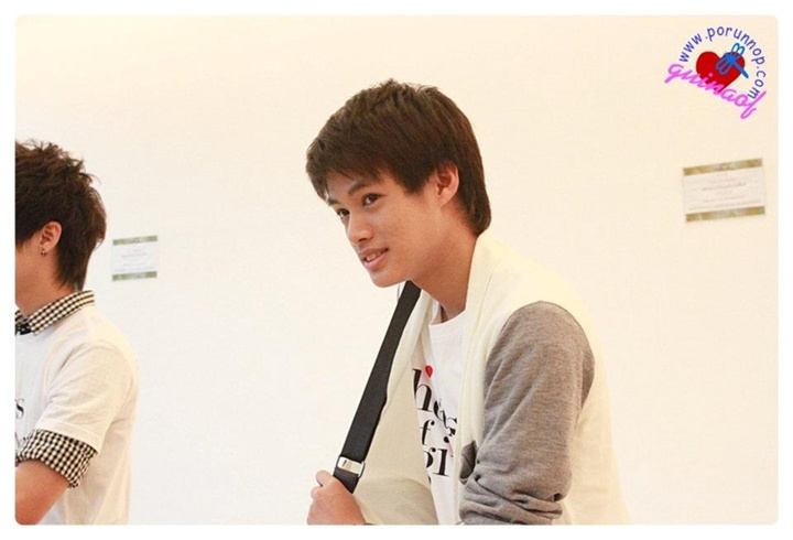 ปอ [AF7] @ งานปันน้ำใจ สู้ภัยน้ำท่วม