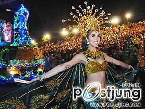 เอาชุดนางโชว์ สวยๆๆมาฝาก สาวๆๆสวยๆๆทั้งหลาย