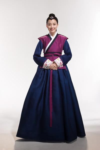 ใครเป้นแฟนคลับ ทงอี บ้างค่ะ