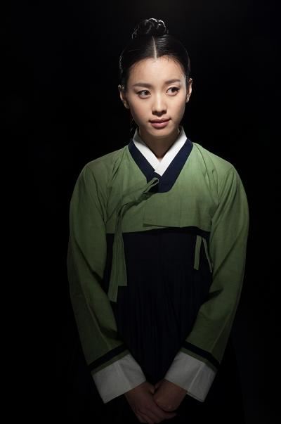 ใครเป้นแฟนคลับ ทงอี บ้างค่ะ