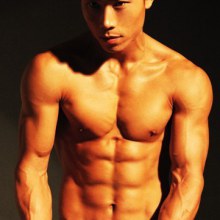 ล่ำน่าลูบ