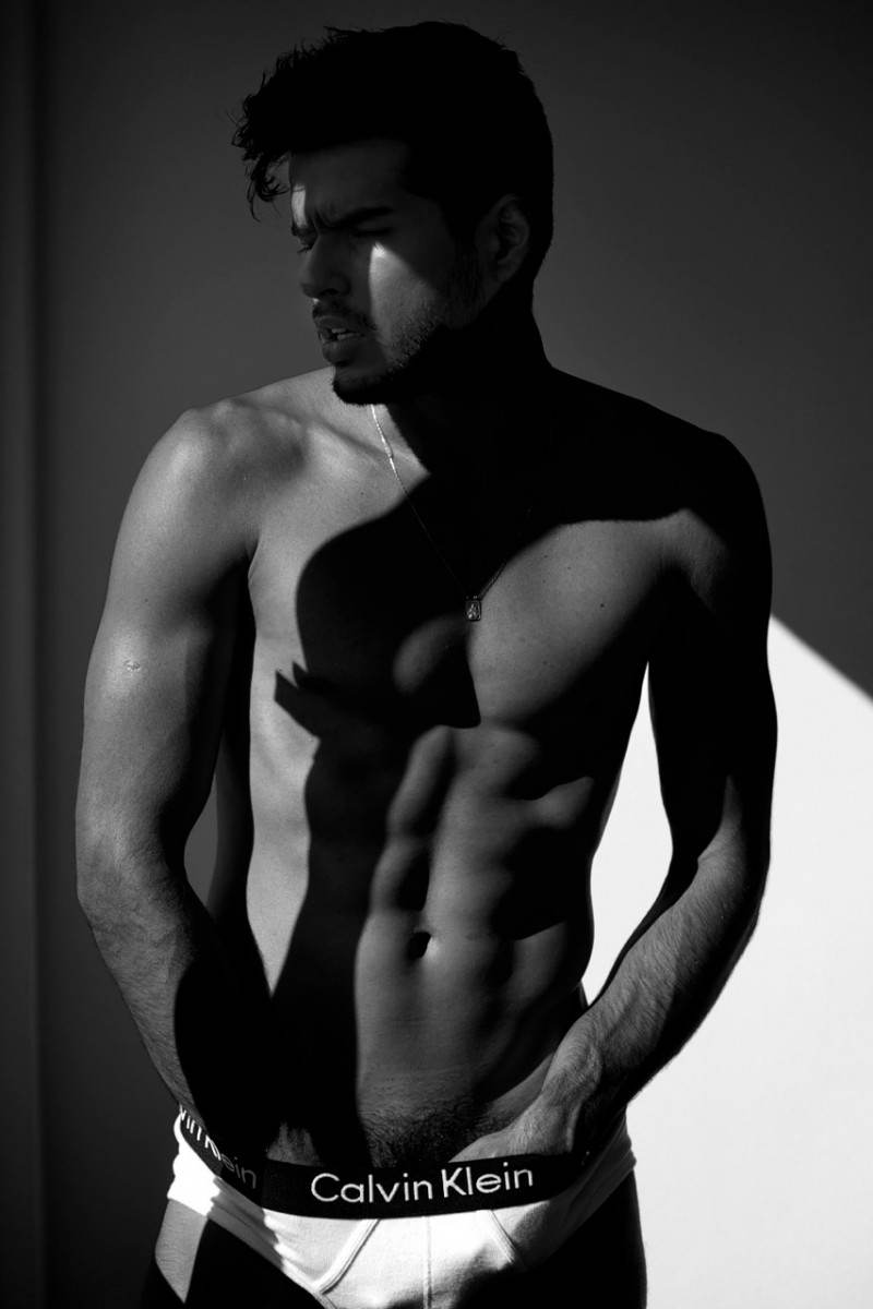 Photoshoot men album 369 : ICARO LIMA