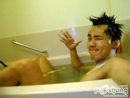 หนุ่มๆอาบน้ำอีกซี๊สสสสสส