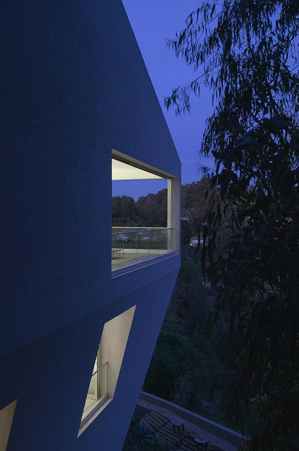 คำเดียว "ว้าว"Incredible House Design by Johnston Marklee