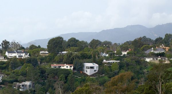 คำเดียว "ว้าว"Incredible House Design by Johnston Marklee