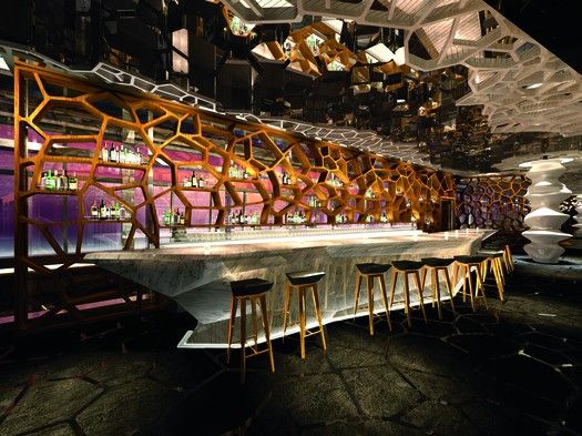 โรงแรมที่สูงที่สุดในโลก The Ritz Carlton ที่ฮ่องกง