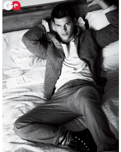 Taylor Lautner ขึ้นปกนิตยสาร GQ Magazine!