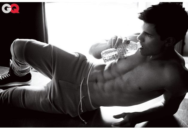 Taylor Lautner ขึ้นปกนิตยสาร GQ Magazine!