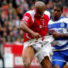 เสียวๆ หวิวๆ ไปกับฟุตบอล ดึงกันจนโผล่อีกแล้วนะ