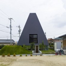 อาทสมเป็นคนญี่ปุ่นจริงๆPyramid Architecture ... in Japan