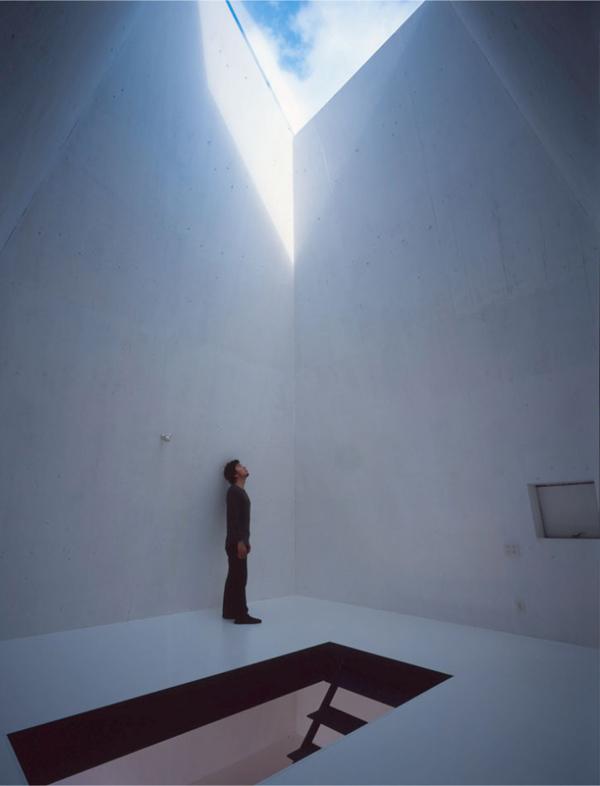 อาทสมเป็นคนญี่ปุ่นจริงๆPyramid Architecture ... in Japan