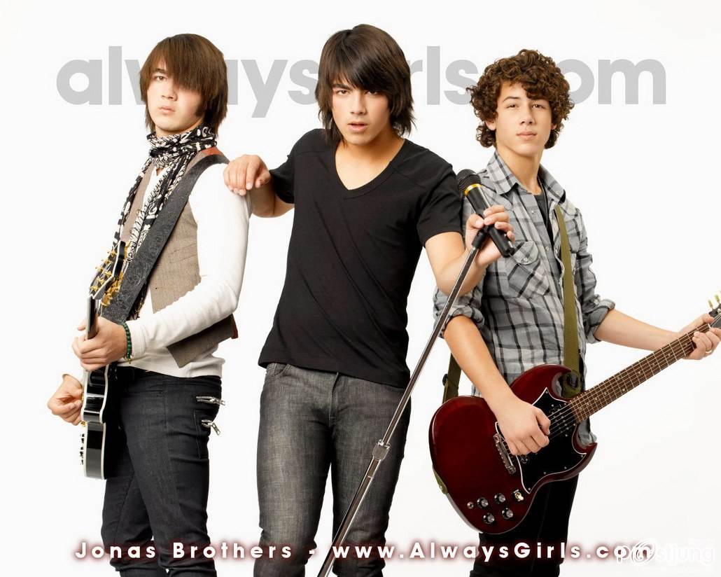 Jonas-Brothers 3 พี่น้องสุดยอดดด