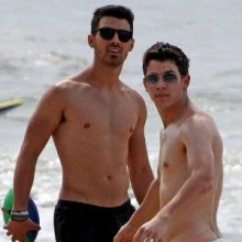 Jonas-Brothers แซ๊บๆเลือกไม่ถูกจิงๆ